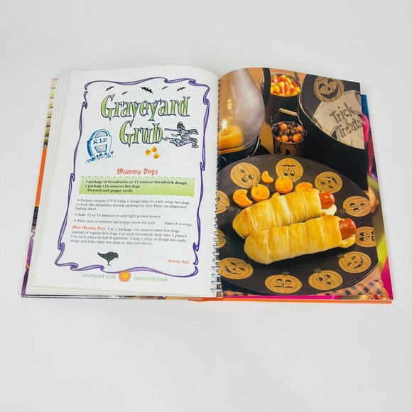 3 Halloween Frightful Fun Idea Decoration, Crafting & Cooking Books - Picture 4 of 9